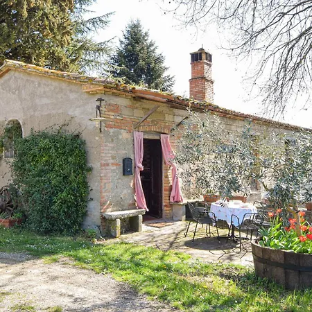 Cozy In Croce Di Castiglione Apartment San Secondo